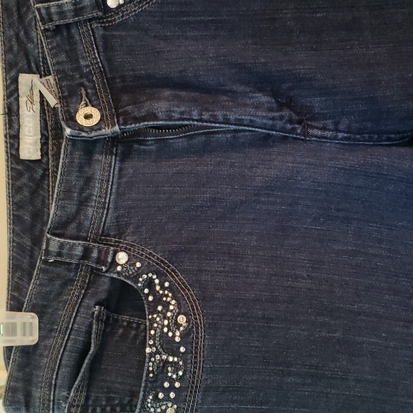 Chico,s Platinum jeans - Picture 2 of 5